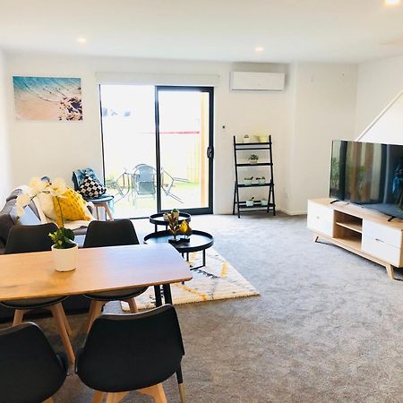 Arena,Railway Station Townhouse With Free Car Park Apartment Christchurch Bagian luar foto