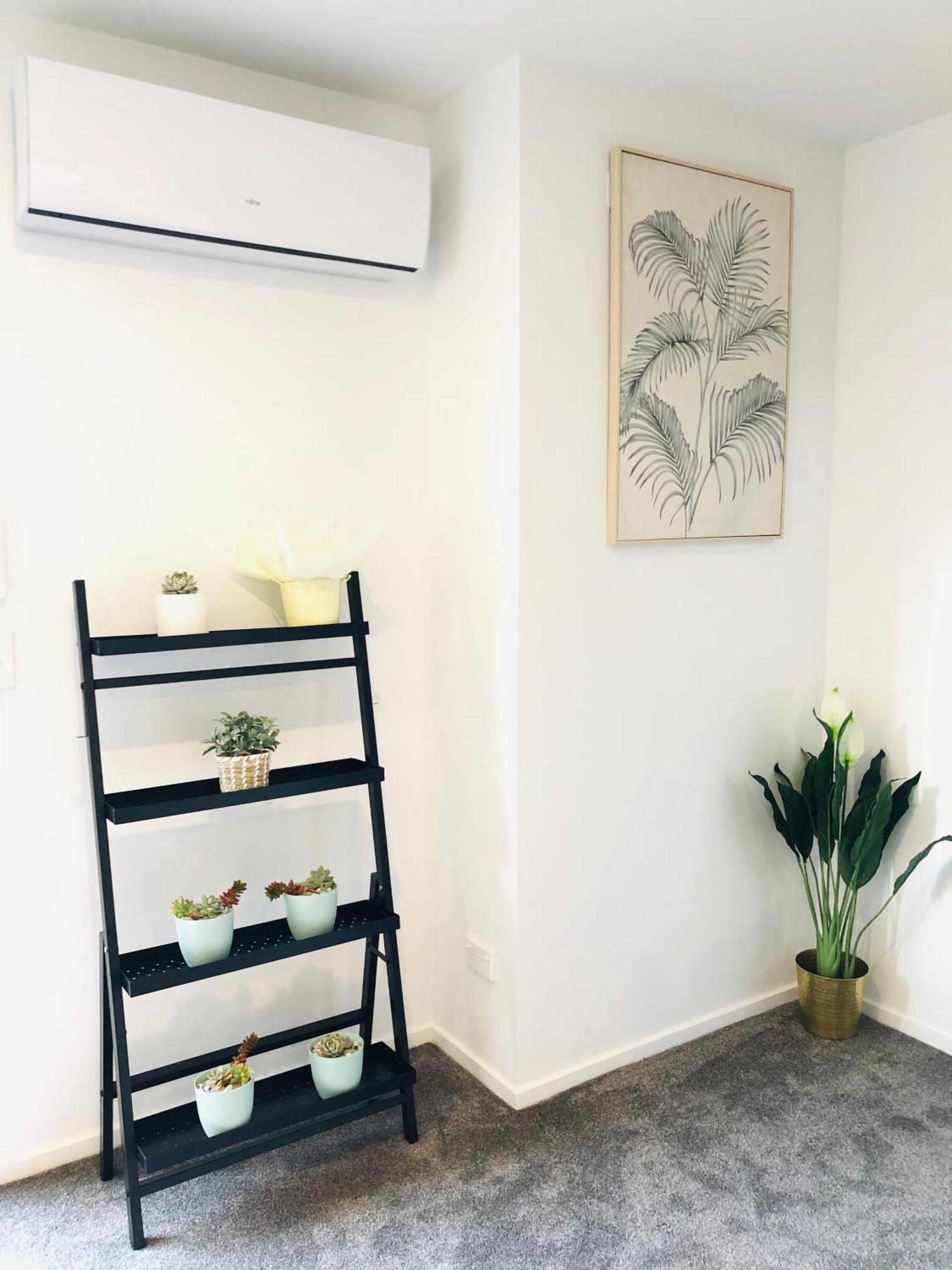 Arena,Railway Station Townhouse With Free Car Park Apartment Christchurch Bagian luar foto